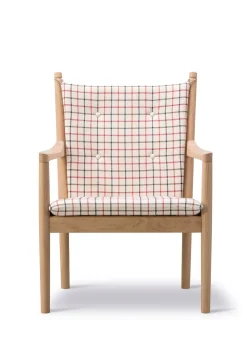 Fredericia Furniture 1788 Chair by Hans J. Wegner Cotil 53938 Outlet