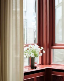 HAY Arcs Vase Mirror Hot