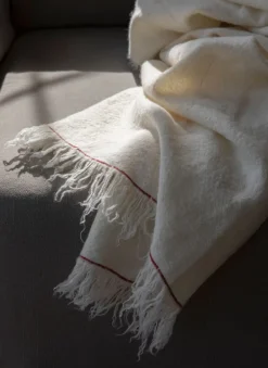 Audo Copenhagen Battus Throw Ivory Hot