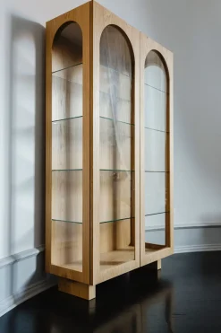 CAIA LEIFSDOTTER DESIGN STUDIO Bow Glass Cabinet