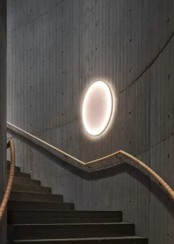 Muuto Calm Wall Lamp Ø68 White/Black Fashion