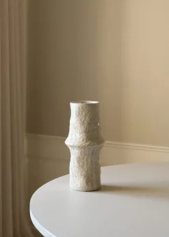 Botané Ceramic Earth Vase