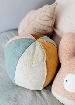 Kinder Lorena Canals