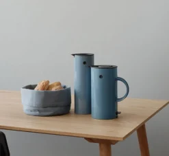 Stelton EM77 Vacuum Jug 1 L Sand Online