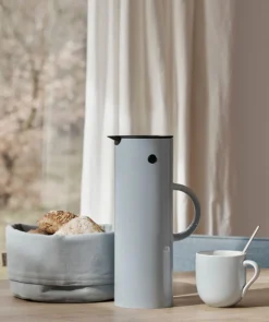 Stelton EM77 Vacuum Jug 1 L Sand Online