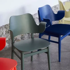 Warm Nordic Gesture Chair / Colour