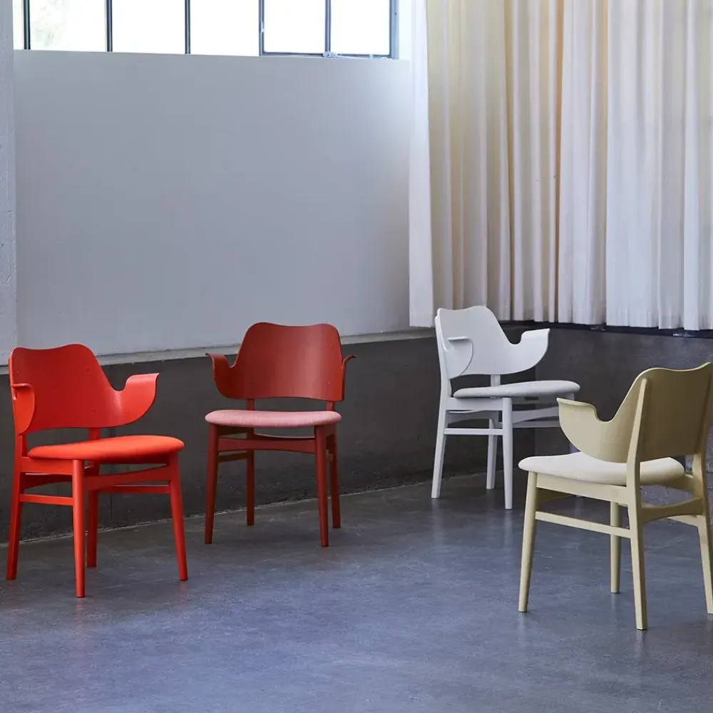 Warm Nordic Gesture Chair / Colour