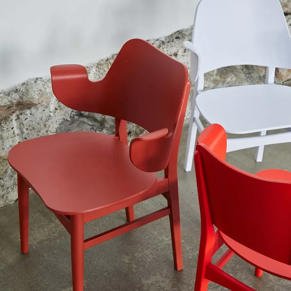 Warm Nordic Gesture Chair / Colour