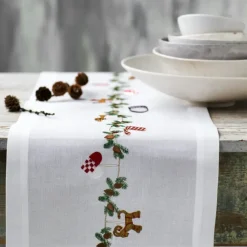 Langkilde & Søn Julebordløber med klassiske motiver Classic Hot