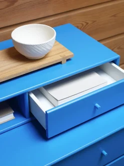 Montana KEEP - With white legs