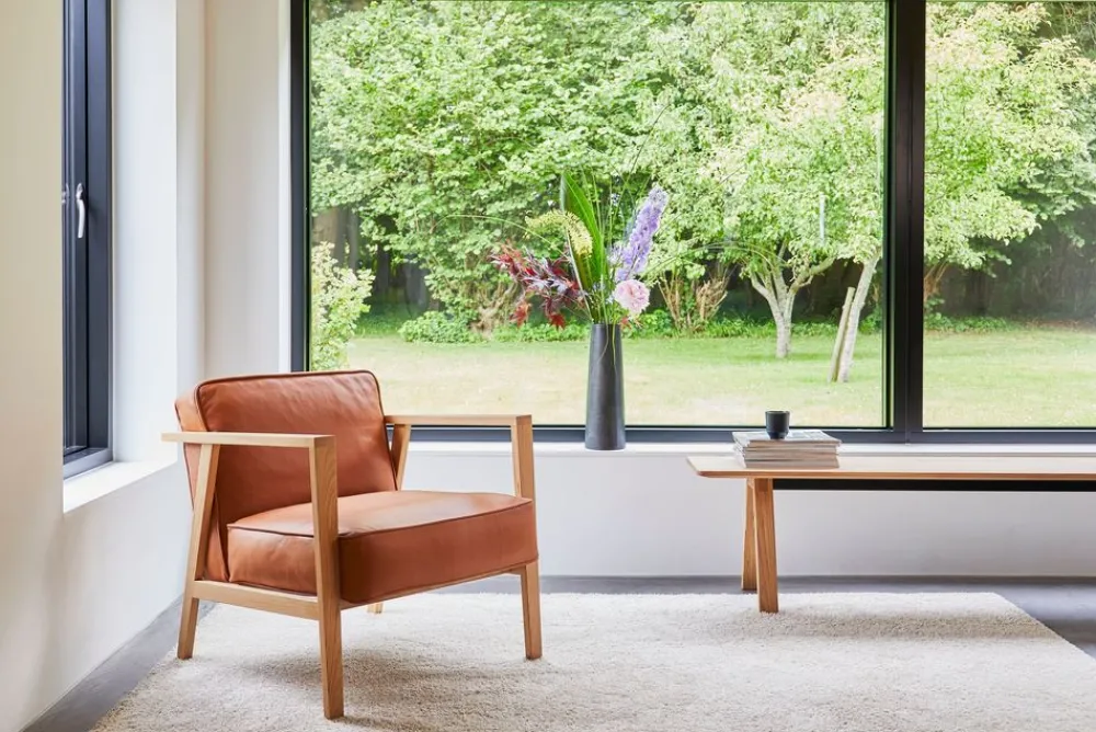 Andersen Furniture LC1 Loungechair Cognac Leather/Oak White matt lacquer Online