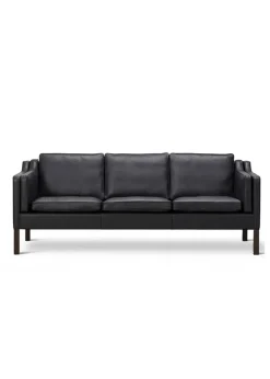 Fredericia Furniture Mogensen 3-Seater Sofa 2213 by Børge Mogensen