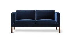Fredericia Furniture Mogensen Sofa 2335 by Børge Mogensen