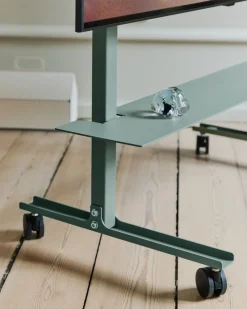 Pedestal Plate shelf