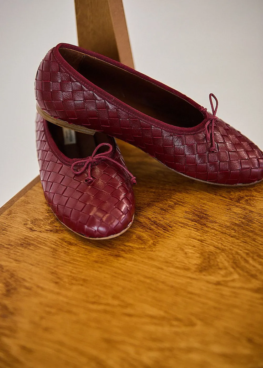 Anonymous Copenhagen Sacha interlace Shiny lamb Pomegranate Hot