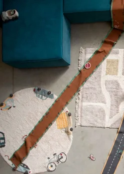 Kinder Lorena Canals Soft Toy Ride & Roll