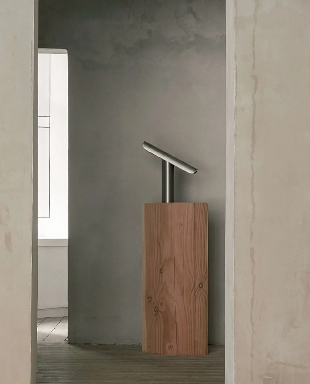 FRAMA T-Lamp Steel Outlet