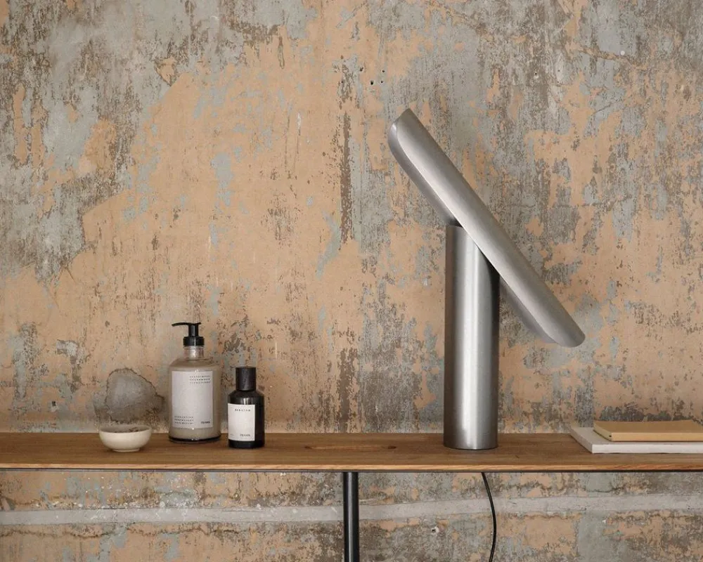 FRAMA T-Lamp Steel Outlet
