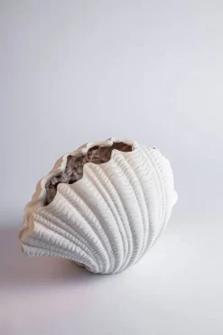 Byon Vase Shell