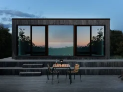 Normann Copenhagen Vig Chair Robinia Dark Green Hot