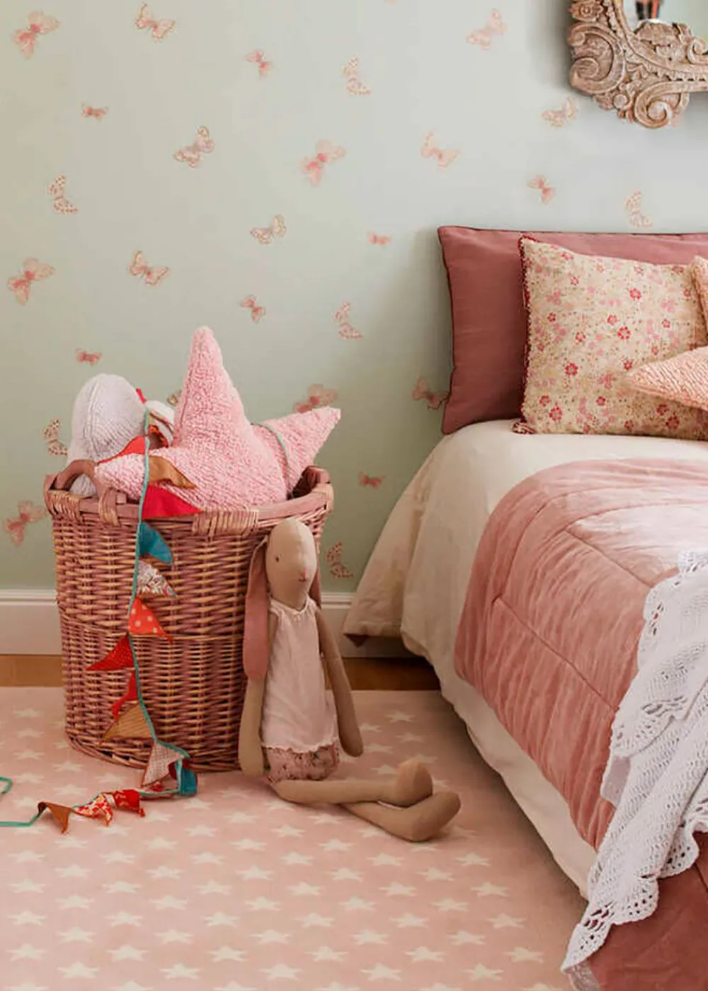 Kinder Lorena Canals Washable Cushion Star